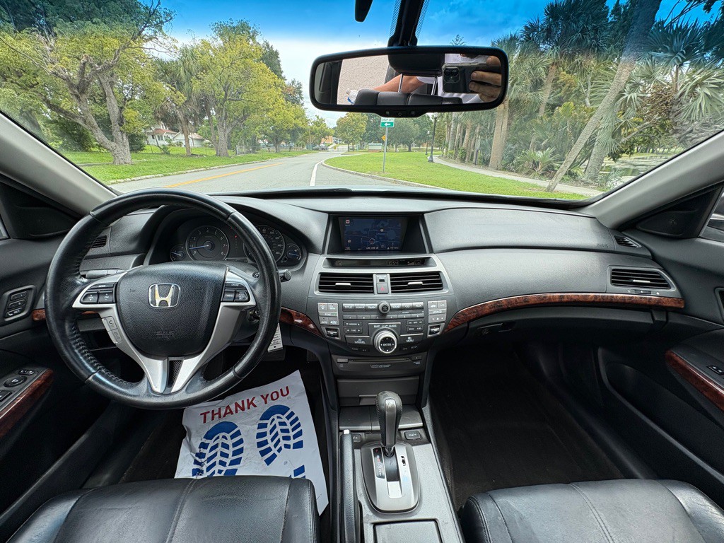 2010 Honda Crosstour Image 14