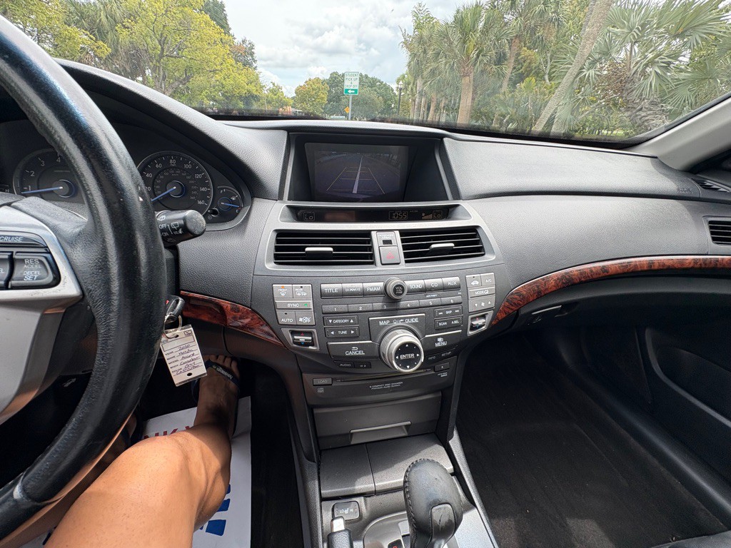 2010 Honda Crosstour Image 20