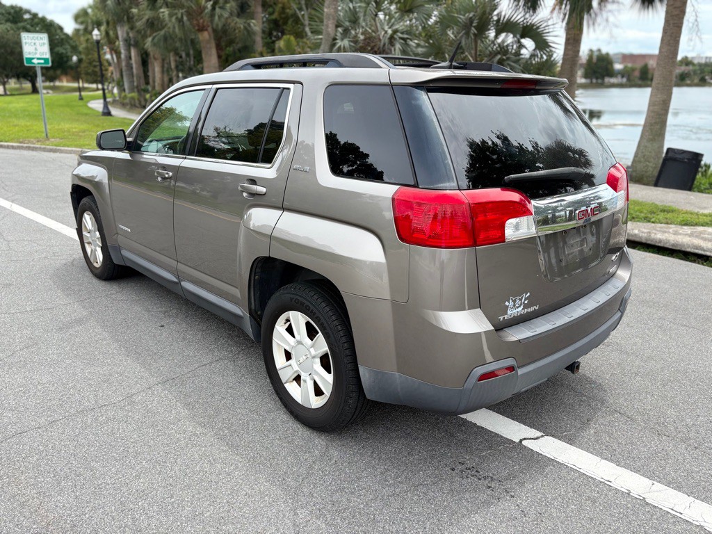 2011 GMC Terrain Image 8