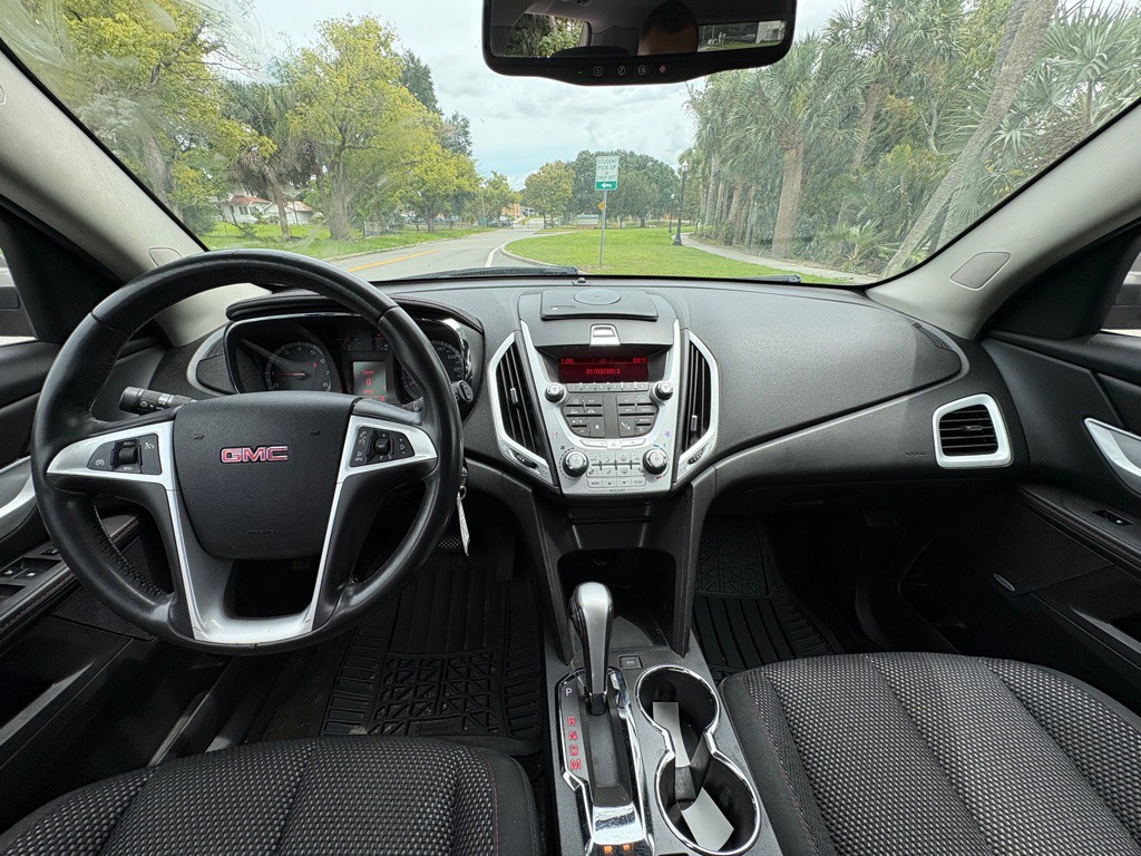 2011 GMC Terrain Image 25