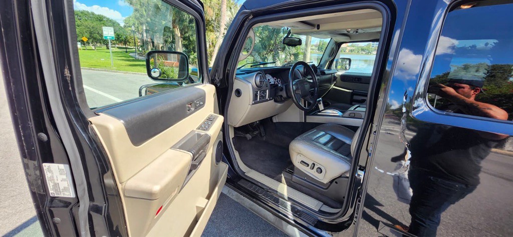 2003 HUMMER H2 Image 6