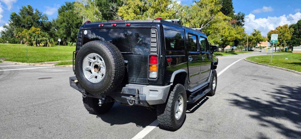 2003 HUMMER H2 Image 9