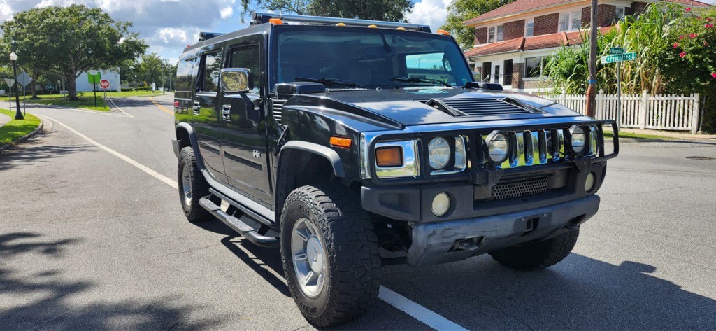 2003 HUMMER H2 Image 2