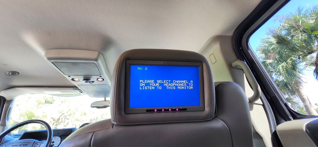 2003 HUMMER H2 Image 3