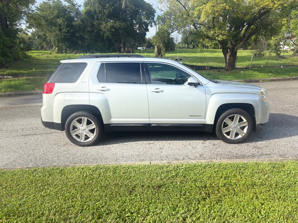 2011 GMC Terrain Image 5
