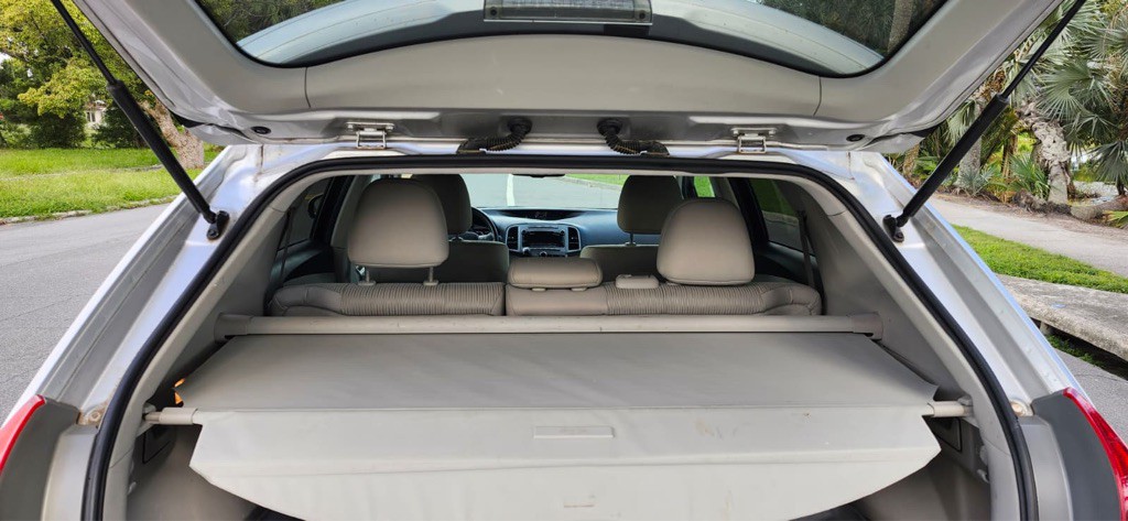 2011 Toyota Venza Image 10