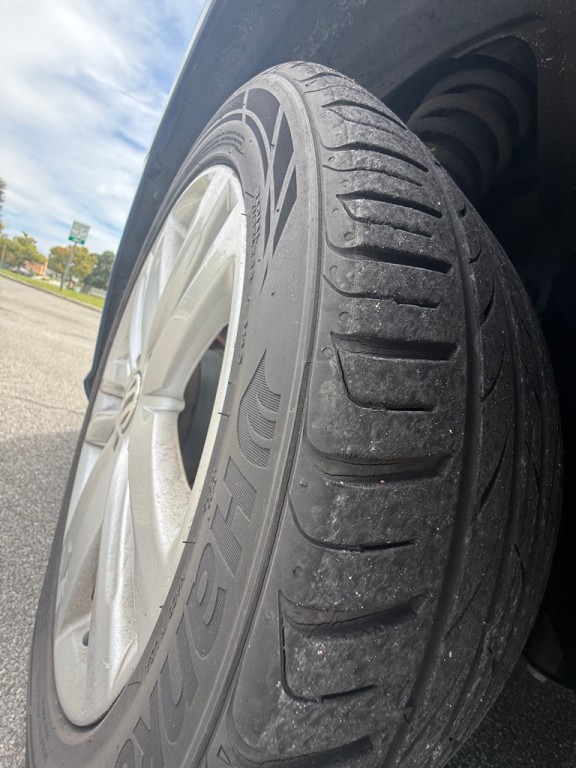 2017 Volkswagen Passat Image 14