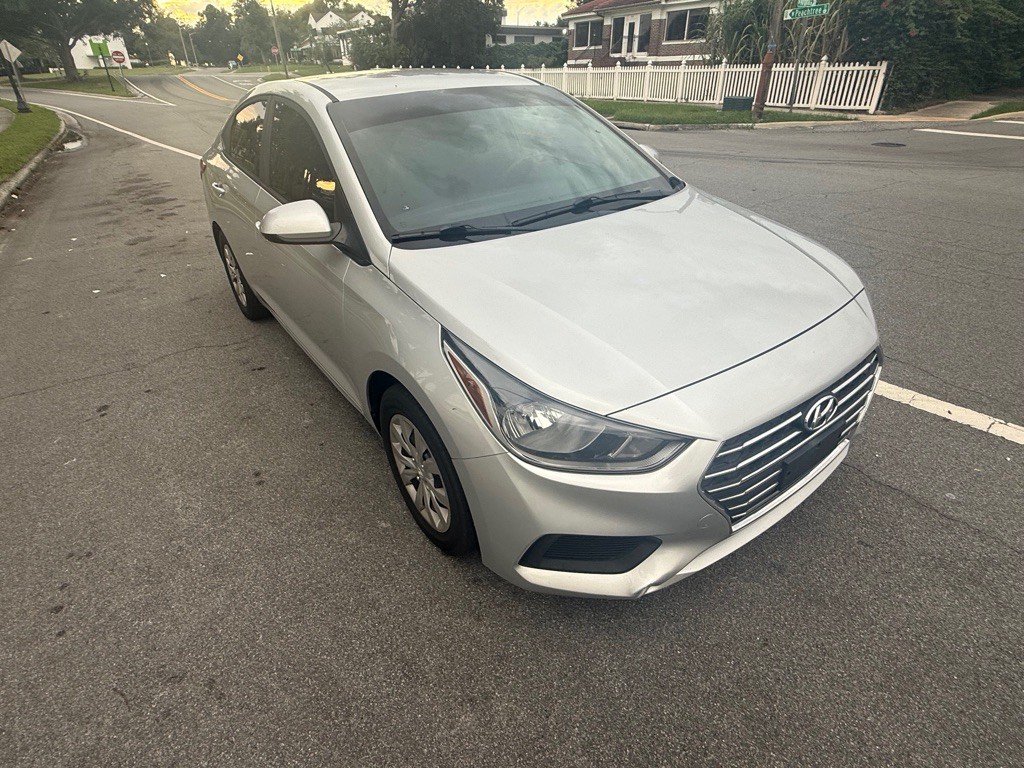 2019 Hyundai Accent Image 4