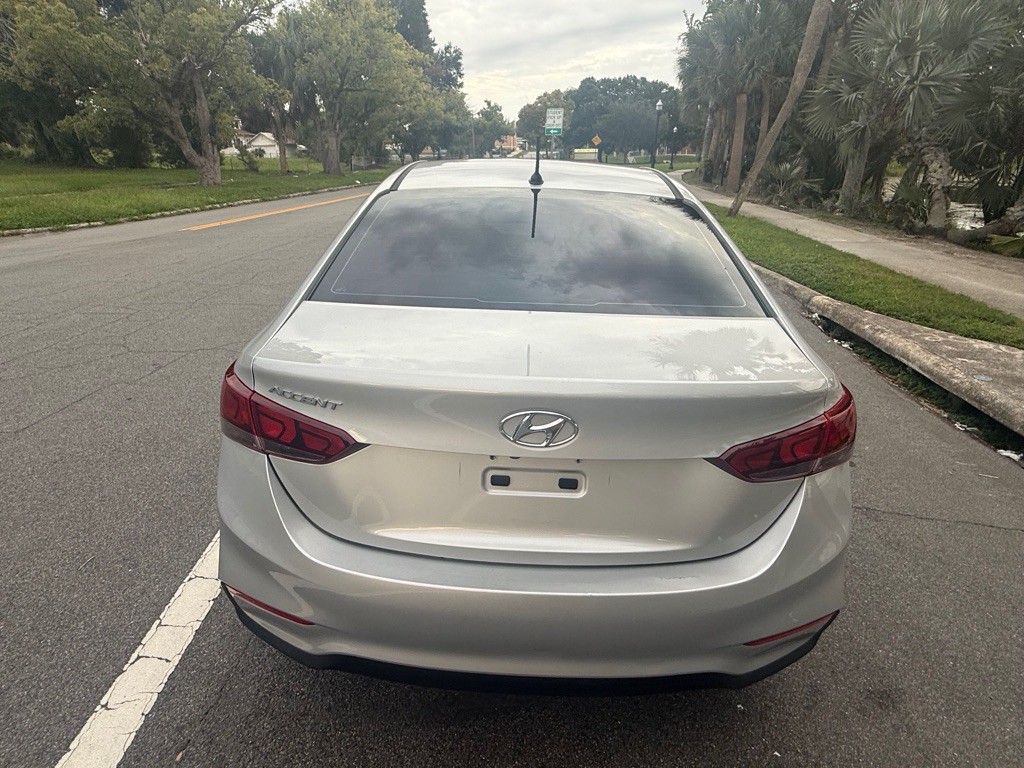 2019 Hyundai Accent Image 7