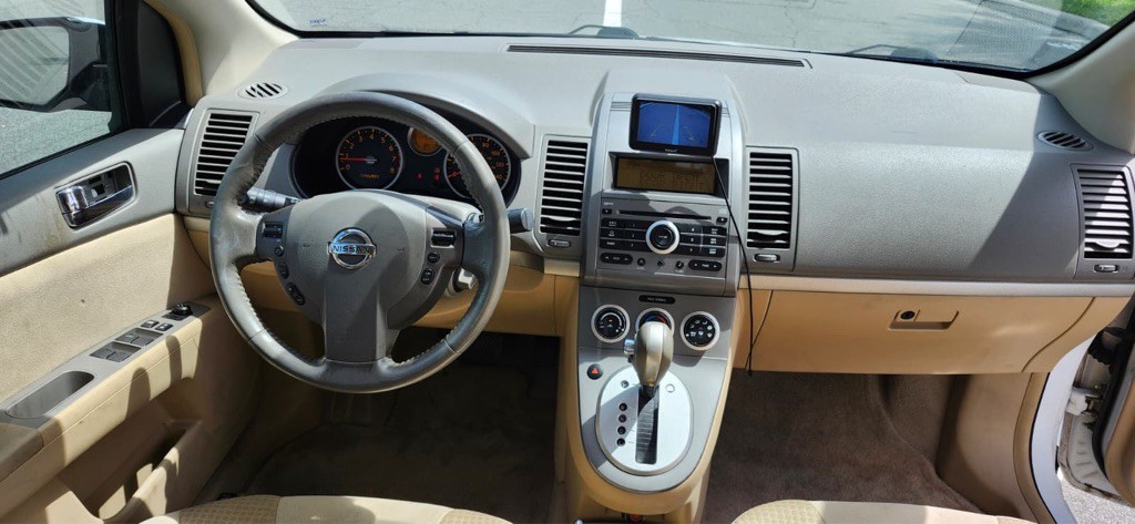 2008 Nissan Sentra Image 9