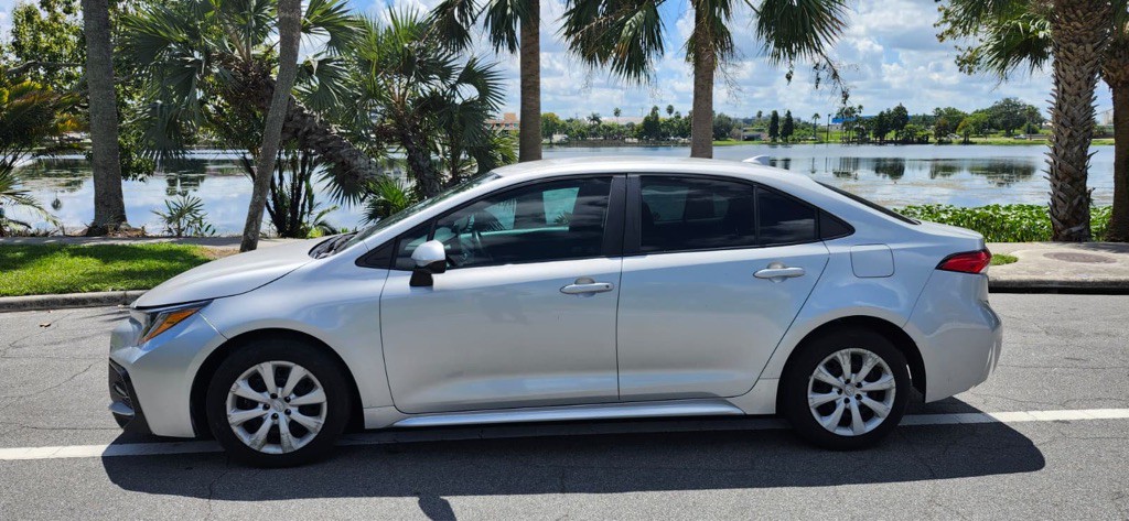 2023 Toyota Corolla Image 1