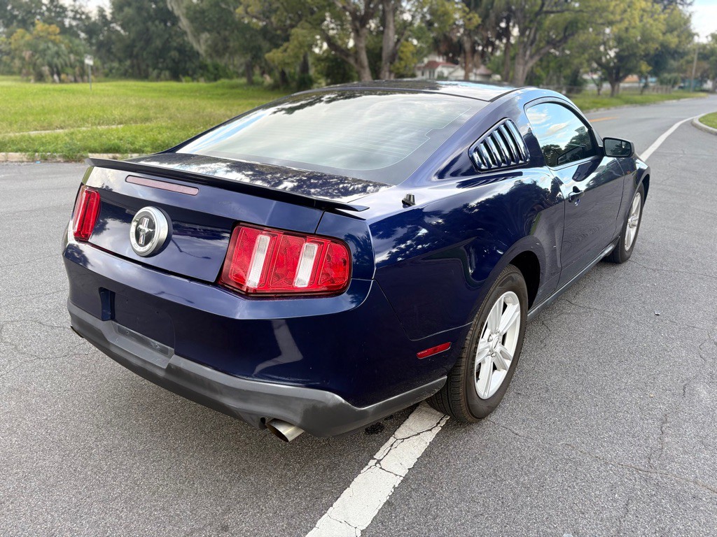 2012 Ford Mustang Image 8