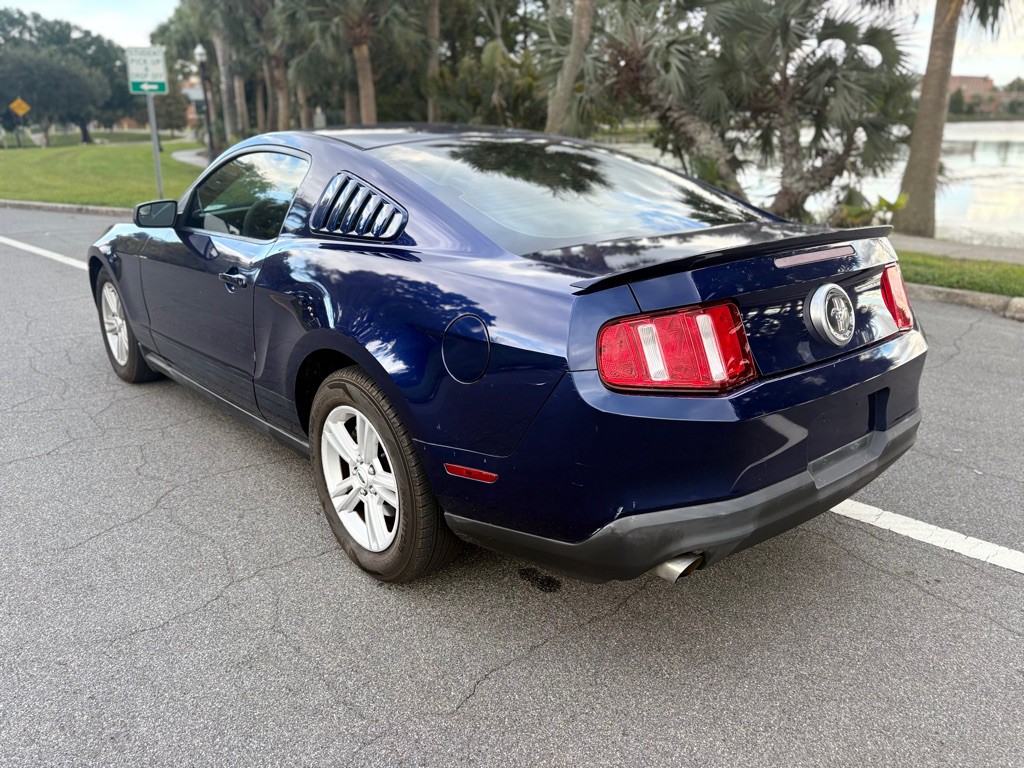 2012 Ford Mustang Image 9