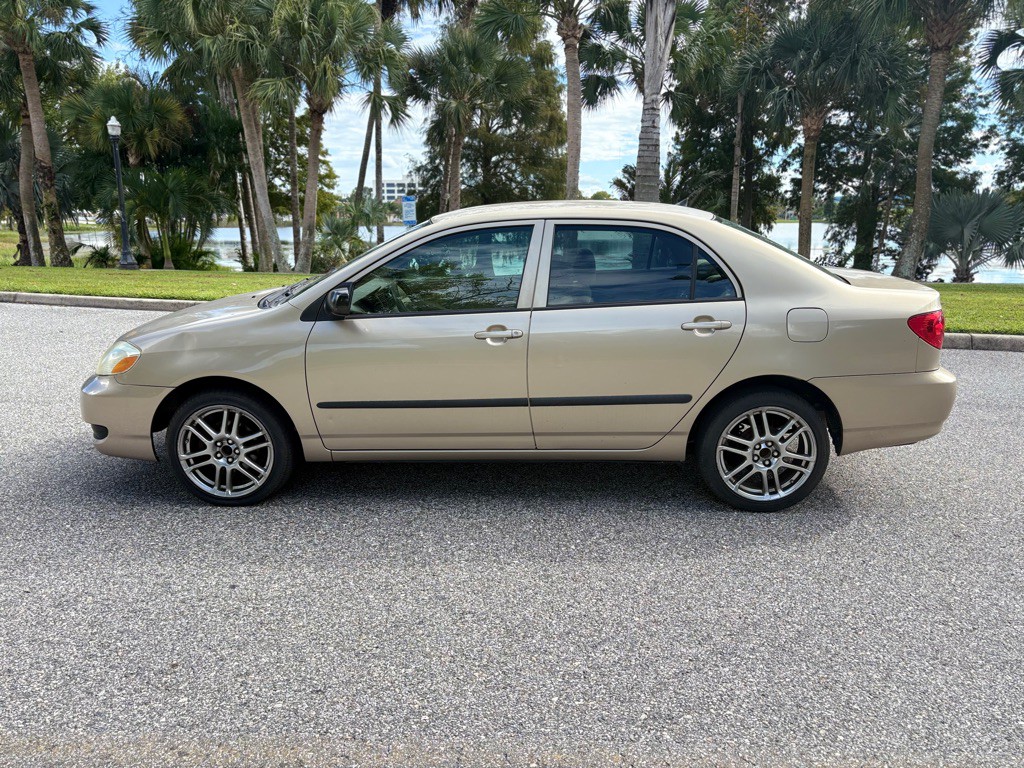 2008 Toyota Corolla Image 1