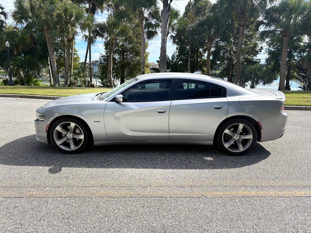 2017 Dodge Charger Image 1