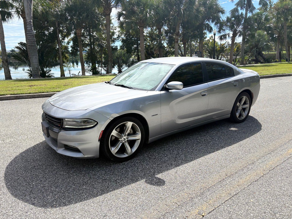 2017 Dodge Charger Image 2
