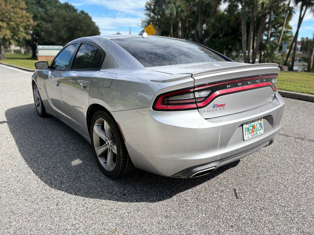 2017 Dodge Charger Image 9