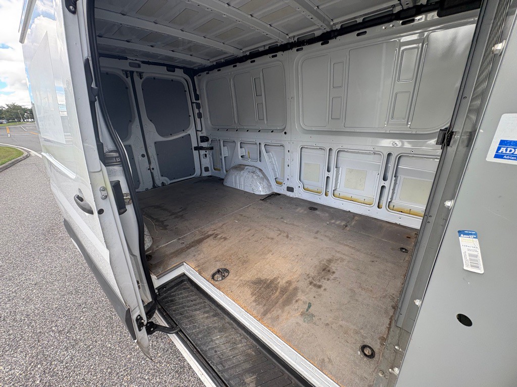2016 Mercedes-Benz Sprinter Image 10