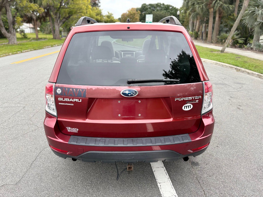 2010 Subaru Forester Image 8