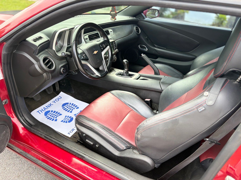 2014 Chevrolet Camaro Image 11