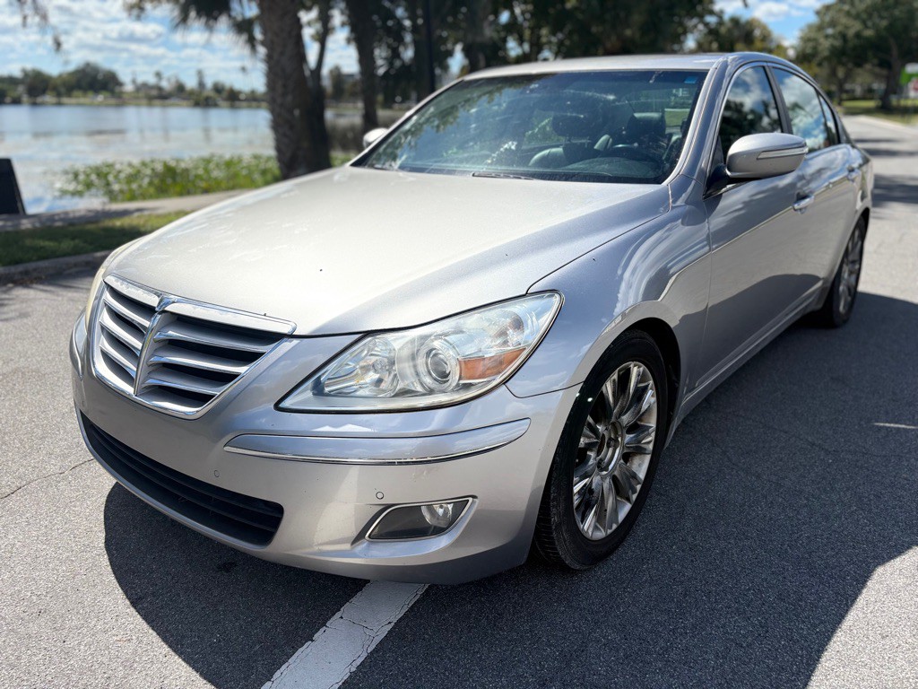 2009 Hyundai Genesis Image 3