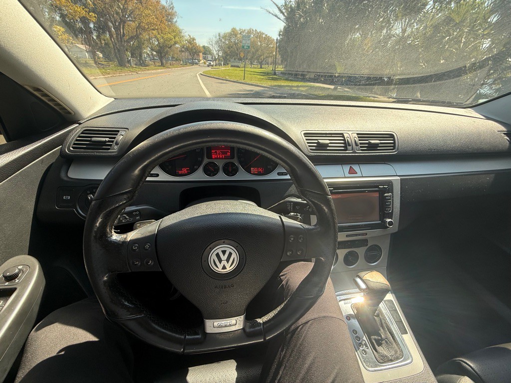 2008 Volkswagen Passat Image 9