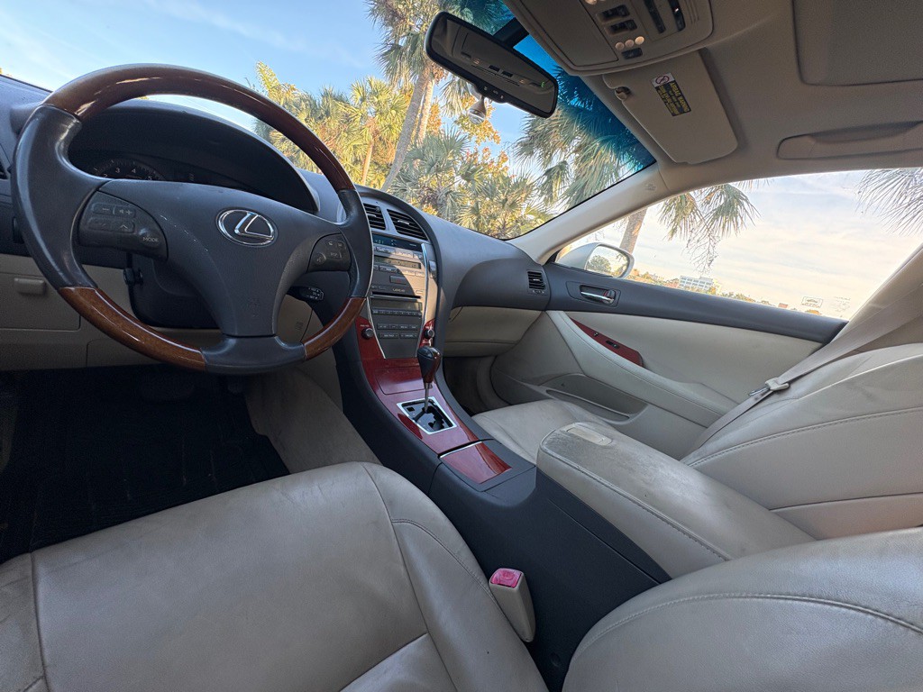 2008 Lexus ES Image 9