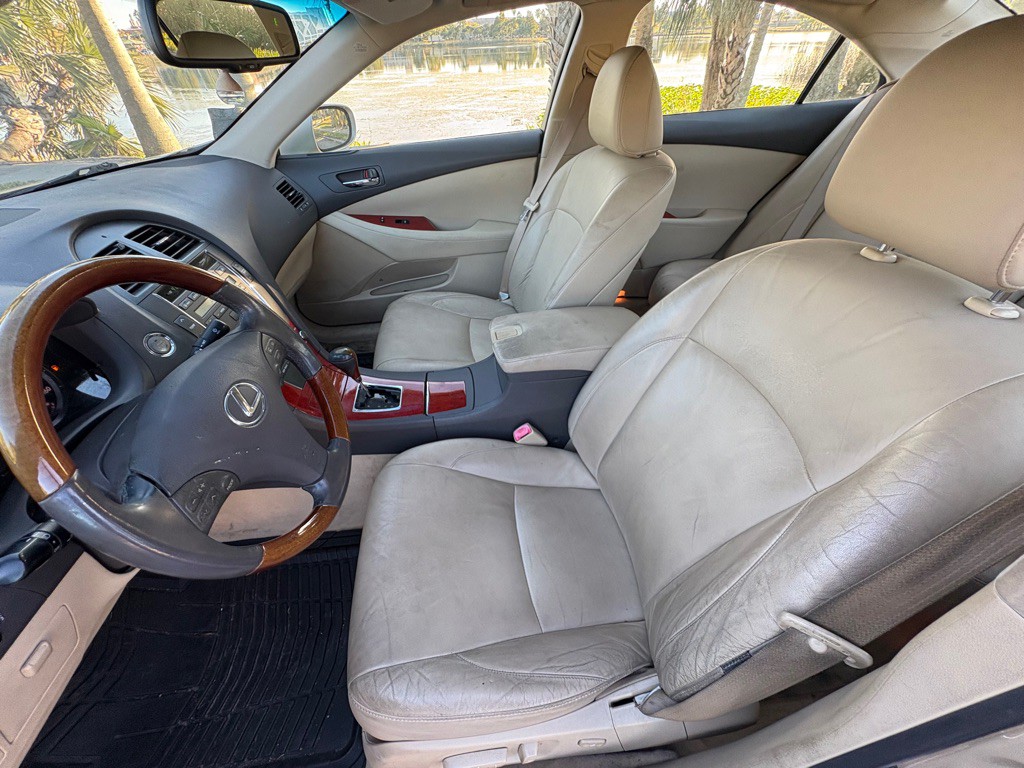 2008 Lexus ES Image 10