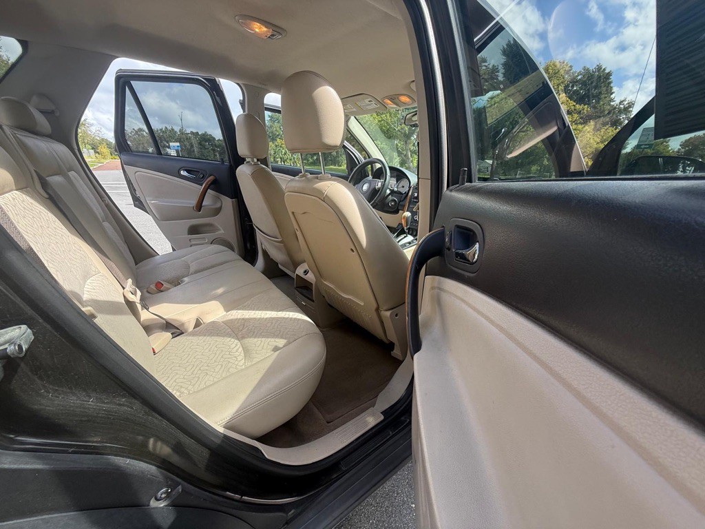 2007 Saturn Vue Image 11