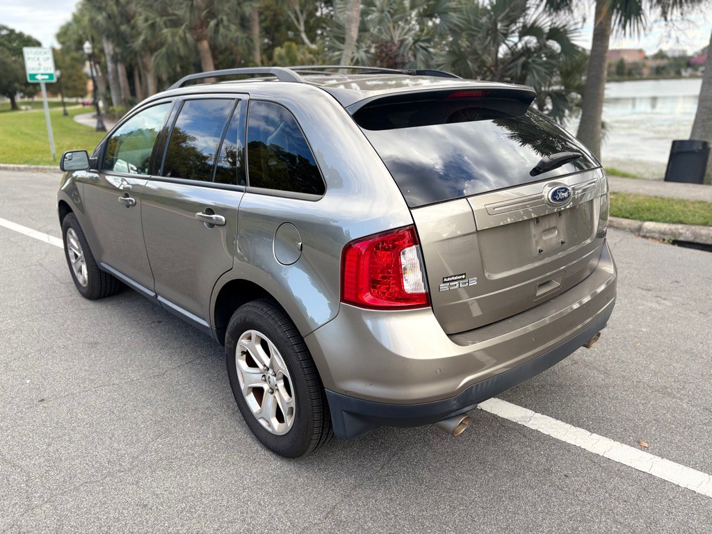 2013 Ford Edge Image 10