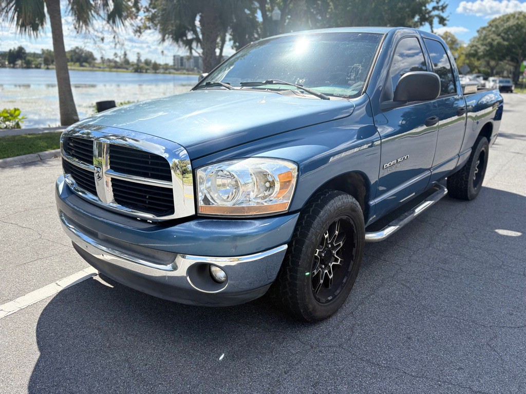 2006 Dodge Ram 1500 Image 3