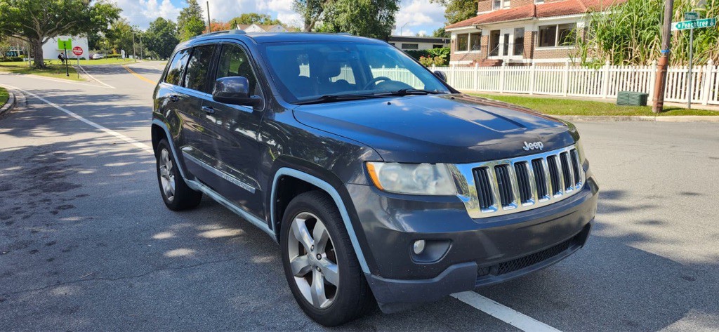 2011 Jeep Grand Cherokee Image 5