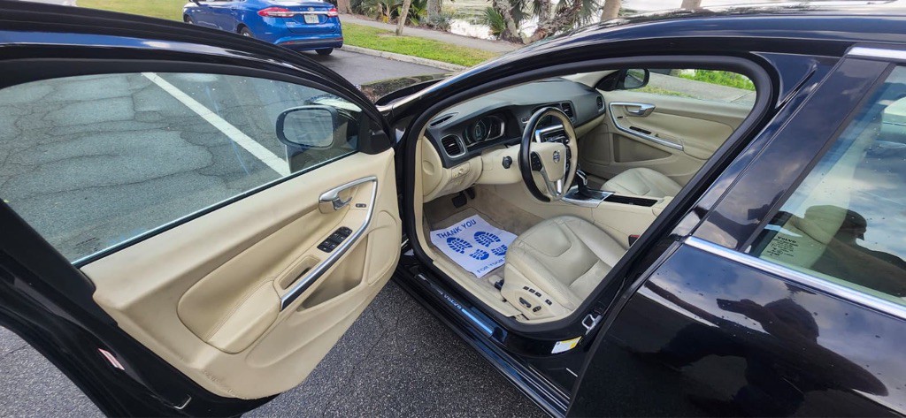 2015 Volvo S60 Image 7