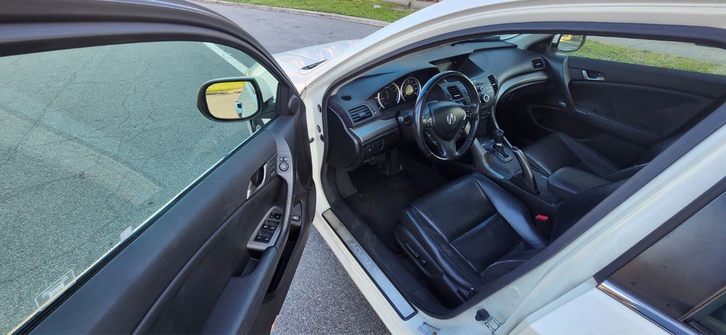 2010 Acura TSX Image 5