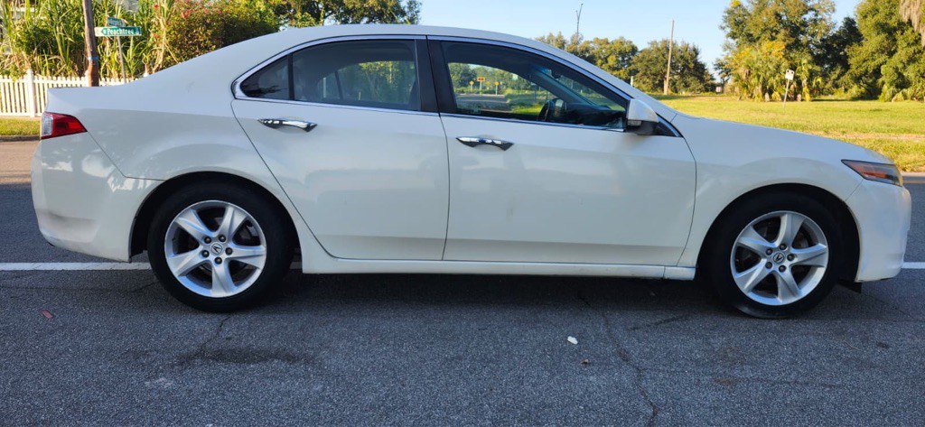 2010 Acura TSX Image 8