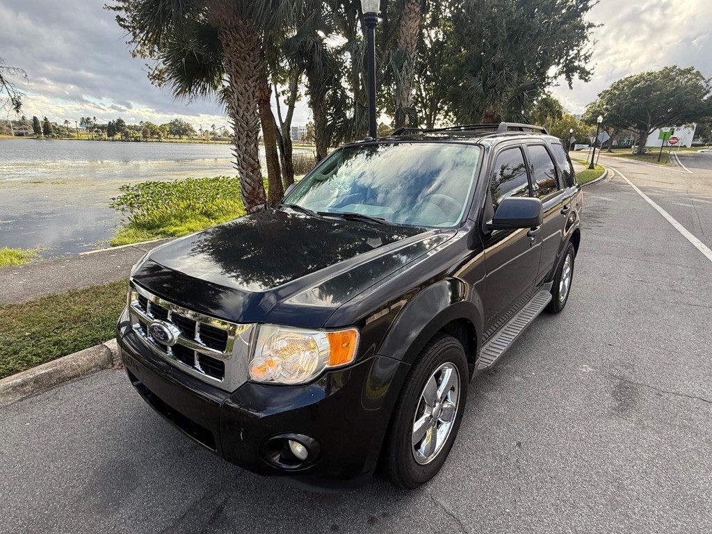 2011 Ford Escape Image 1