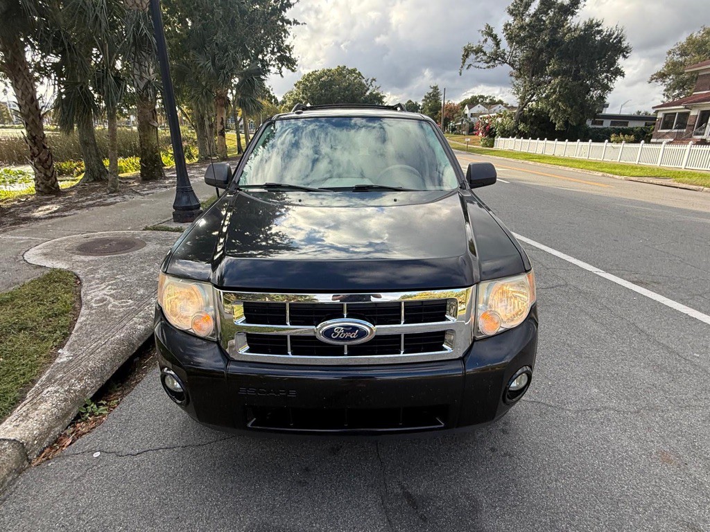 2011 Ford Escape Image 2