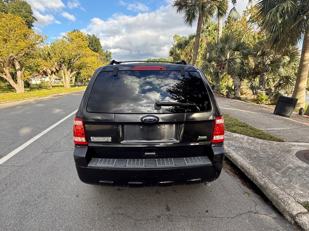 2011 Ford Escape Image 6