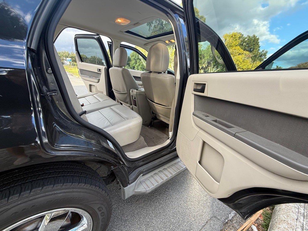 2011 Ford Escape Image 8