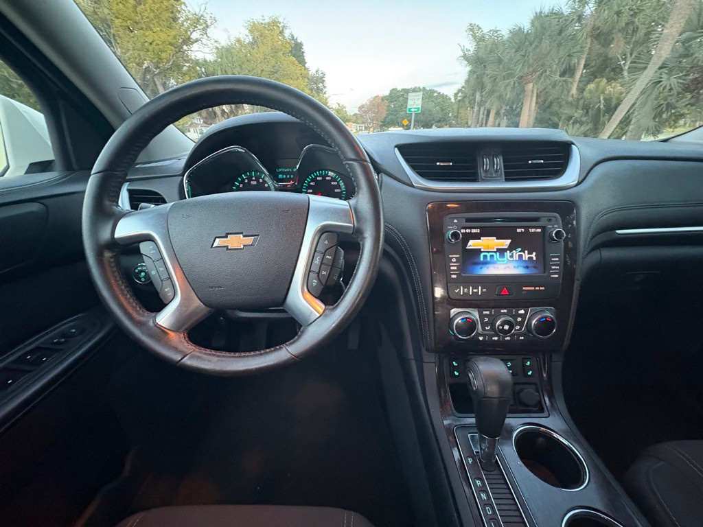 2015 Chevrolet Traverse Image 15