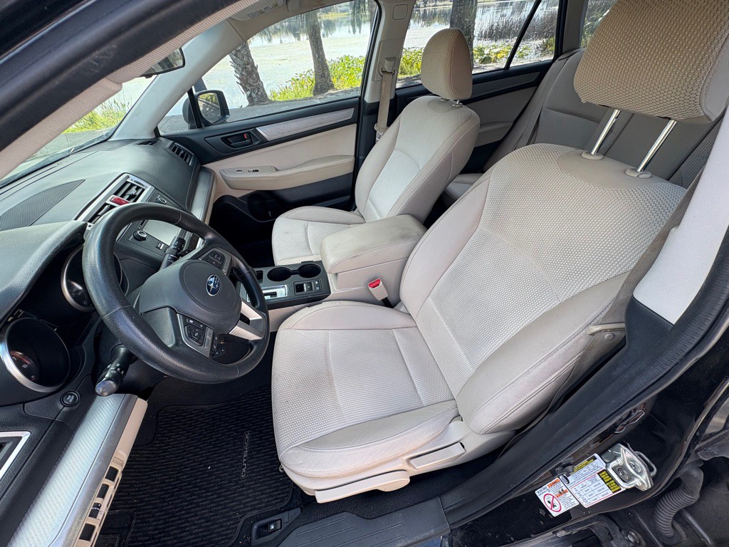2015 Subaru Outback Image 12