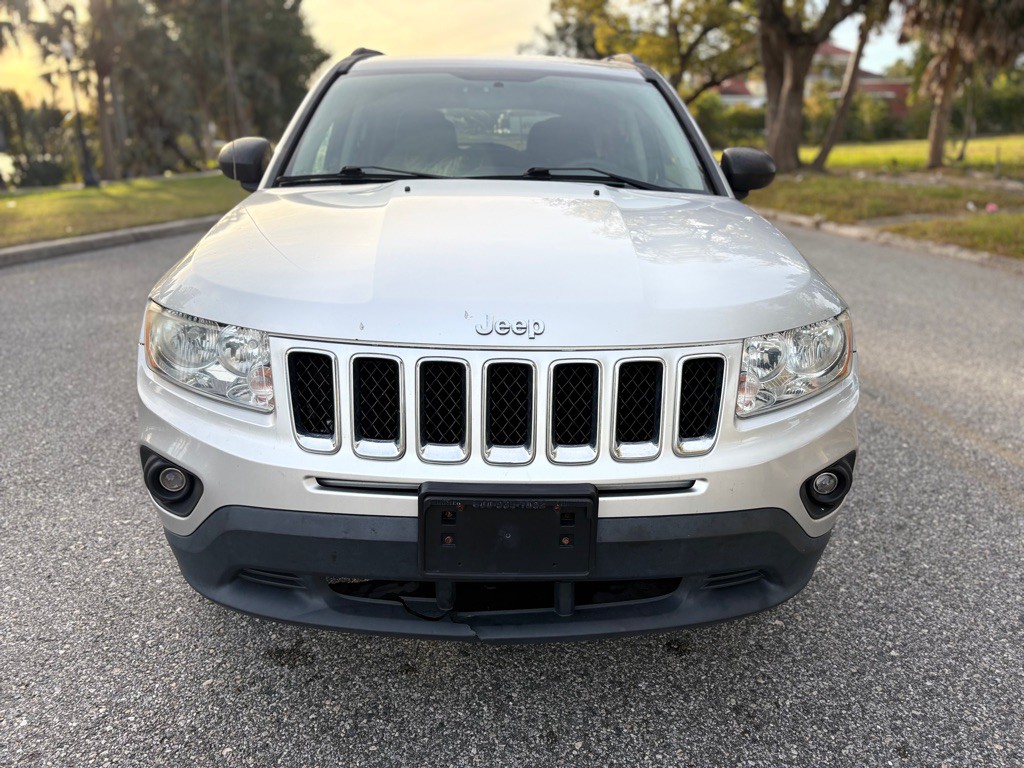2011 Jeep Compass Image 4
