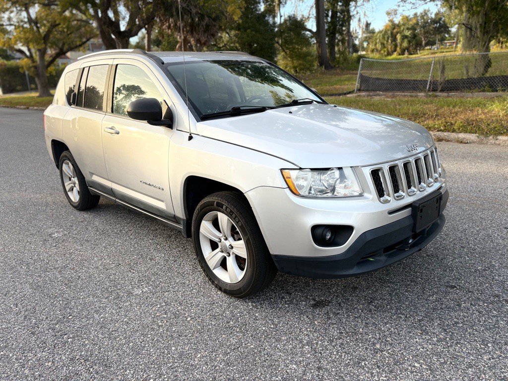 2011 Jeep Compass Image 7