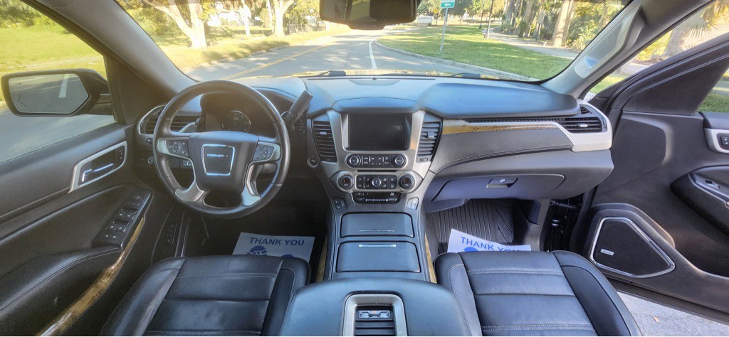 2017 GMC Yukon Image 4