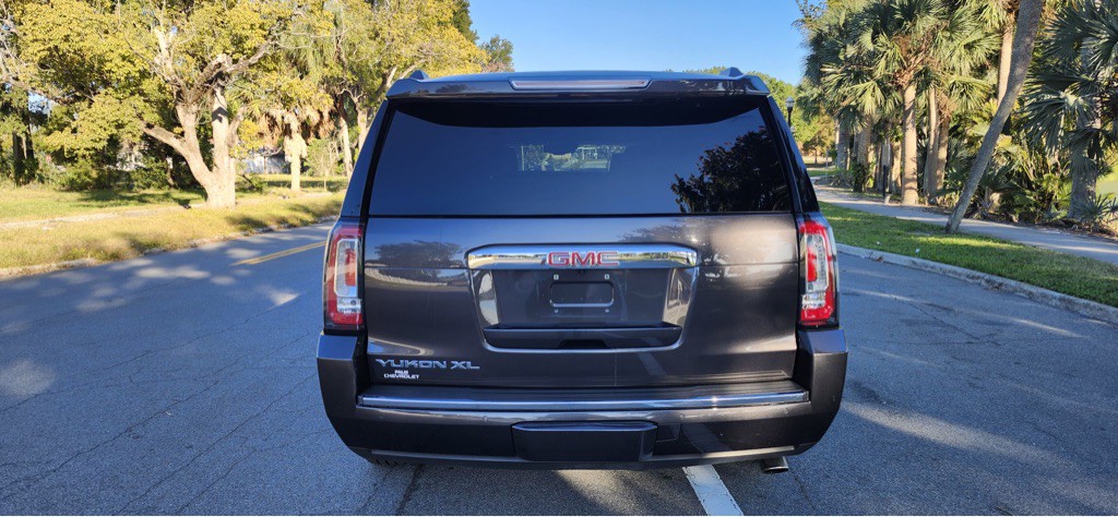 2017 GMC Yukon Image 15