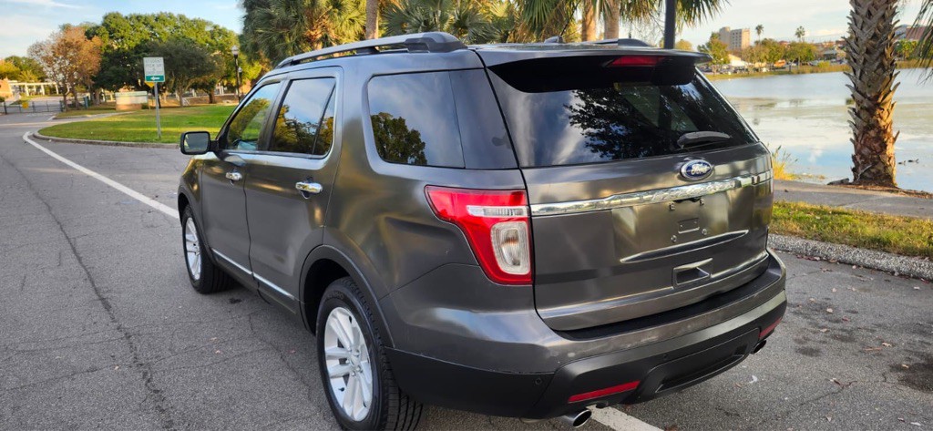 2013 Ford Explorer Image 16