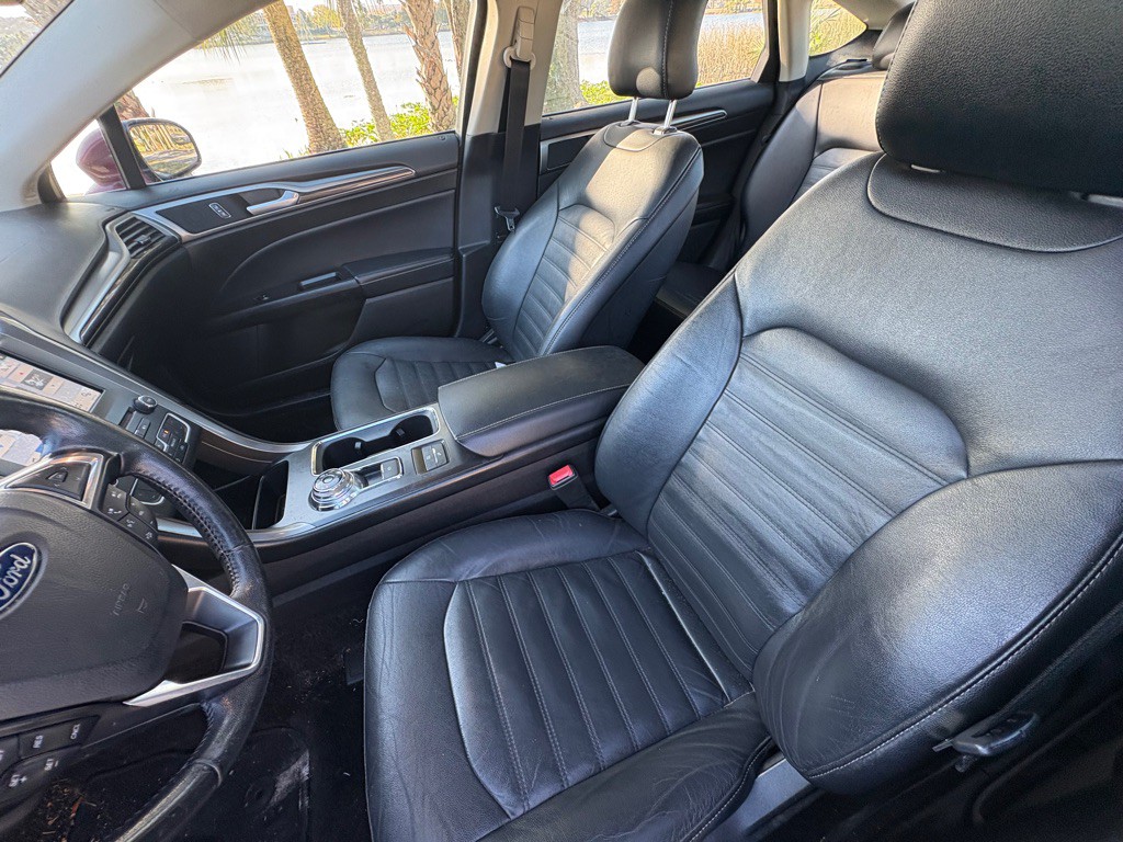 2017 Ford Fusion Image 11