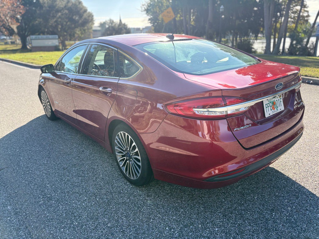 2017 Ford Fusion Image 3