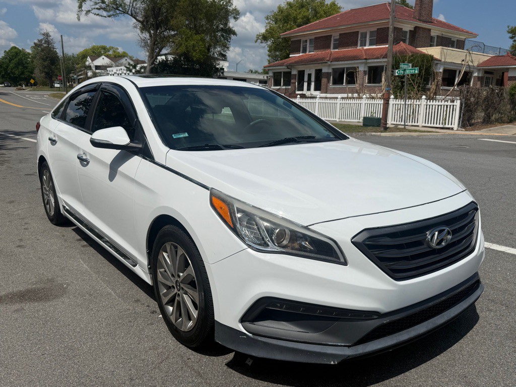 2017 Hyundai Sonata Image 4