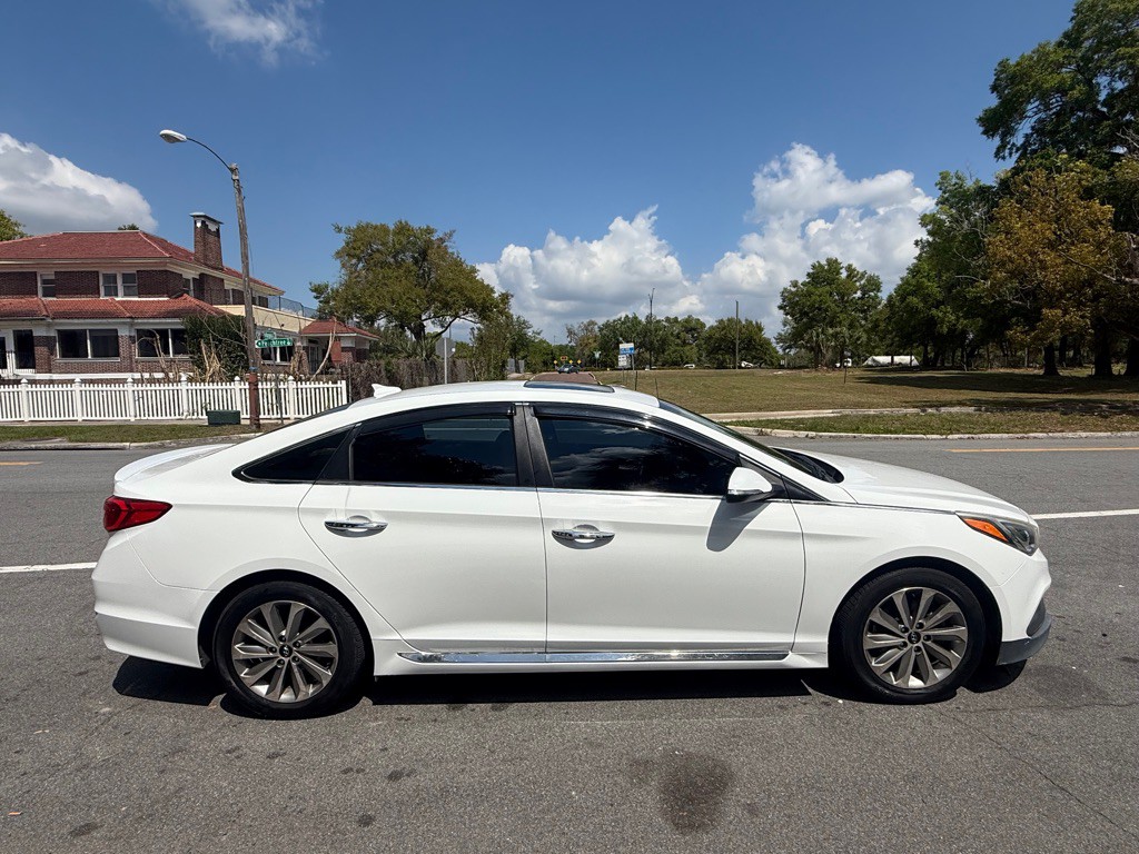2017 Hyundai Sonata Image 5